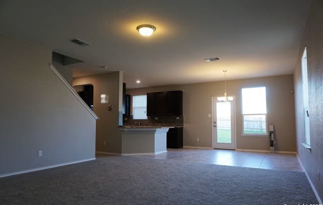 2610  Green Leaf Way, San Antonio, TX 78244 — photo 3