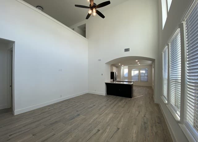 1032  Easy Gruene, New Braunfels, TX 78130 — photo 9