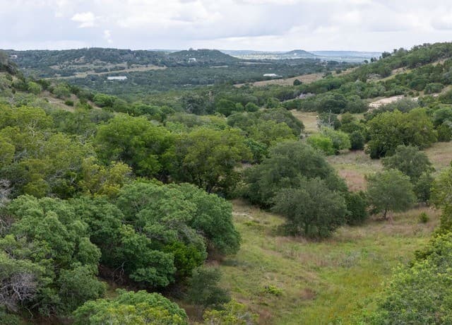 130  Falling Leaves Ct, Blanco, TX 78606 — photo 14