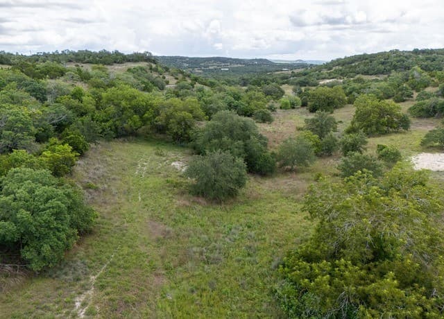 130  Falling Leaves Ct, Blanco, TX 78606 — photo 15