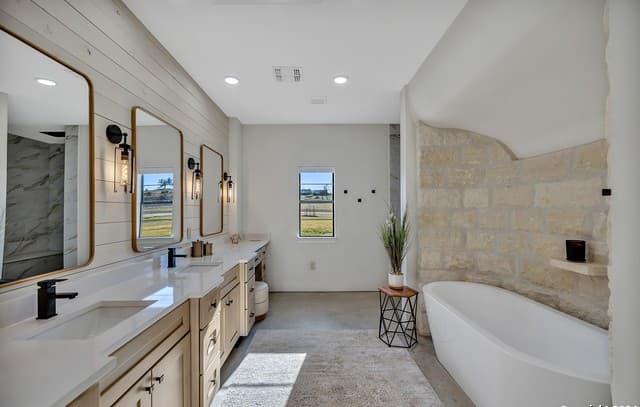 130  Overlook Dr, Fredericksburg, TX 78624 — photo 18