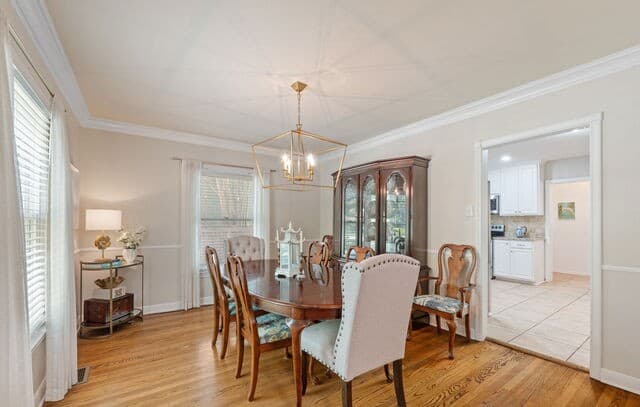 405  Canterbury Hill St, San Antonio, TX 78209 — photo 12