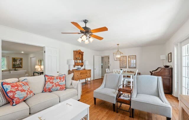 405  Canterbury Hill St, San Antonio, TX 78209 — photo 13