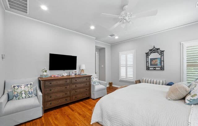 405  Canterbury Hill St, San Antonio, TX 78209 — photo 23