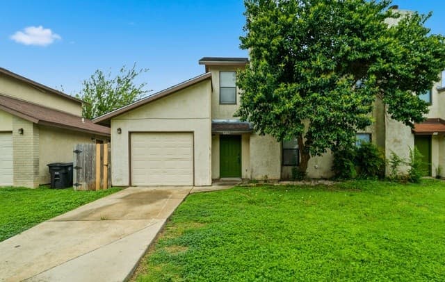 6867  Betty Levy, San Antonio, TX 78227 — photo 18