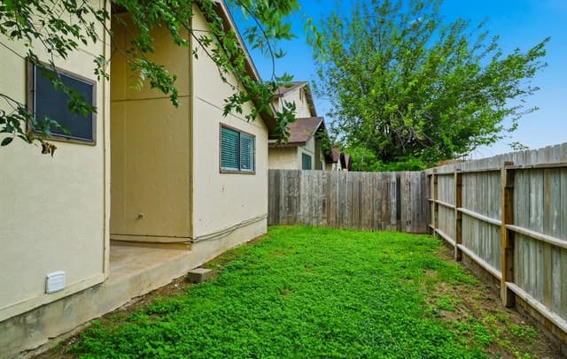 6867  Betty Levy, San Antonio, TX 78227 — photo 22