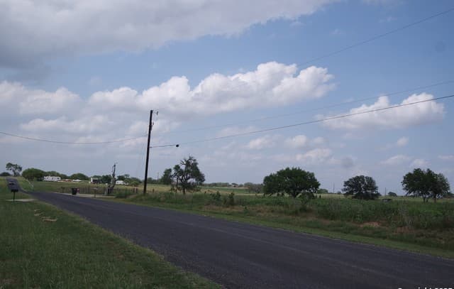 9459  Crow, Adkins, TX 78101 — photo 4
