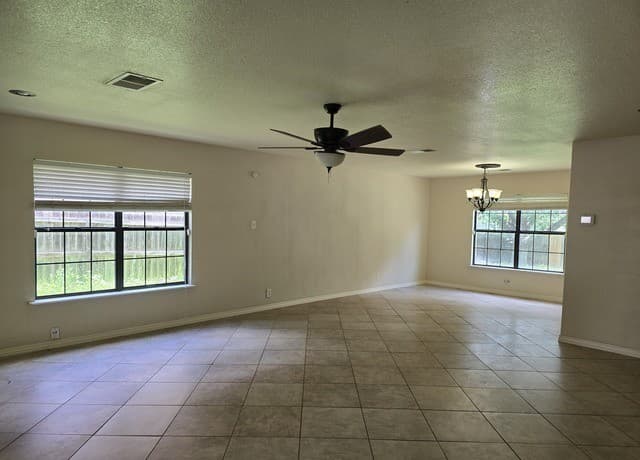 9306 Caen, San Antonio, TX 78250 — photo 4