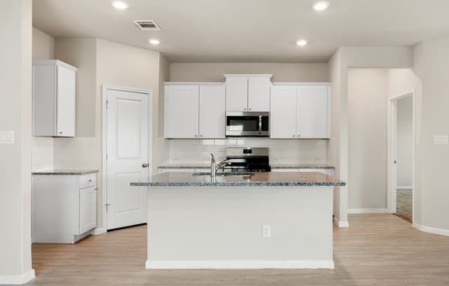 14011  Feed Park, San Antonio, TX 78252 — photo 10