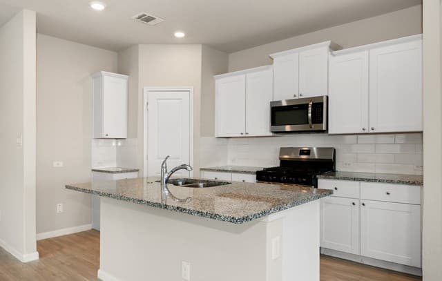 14011  Feed Park, San Antonio, TX 78252 — photo 9