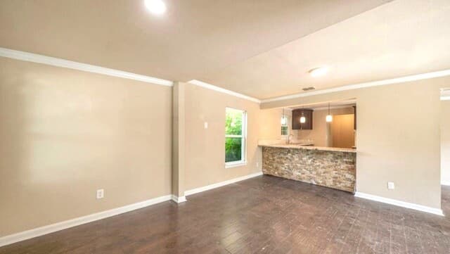 4923  Blessing St, San Antonio, TX 78228 — photo 2