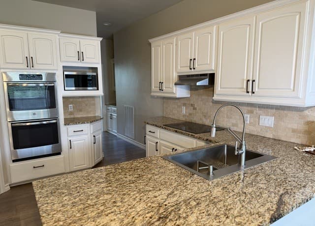 1202  Hymeadow, San Antonio, TX 78258 — photo 8