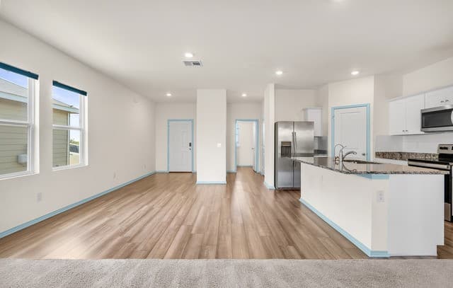 5010  Jovian, San Antonio, TX 78245 — photo 6