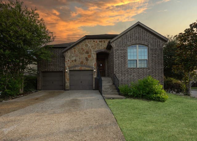 6102 Agoura Hvn