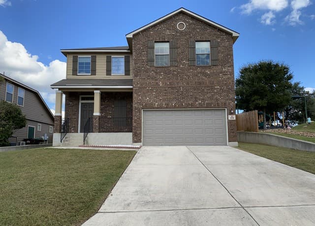 1838  Mobeetie Trail, San Antonio, TX 78245 — photo 2