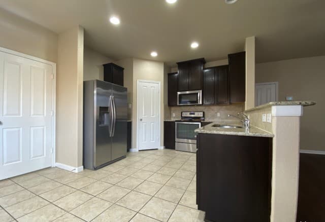 1838  Mobeetie Trail, San Antonio, TX 78245 — photo 7