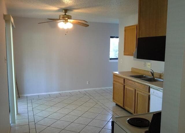 8448  Dixon Ridge, San Antonio, TX 78239 — photo 3