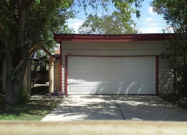 8448  Dixon Ridge, San Antonio, TX 78239 — photo 7