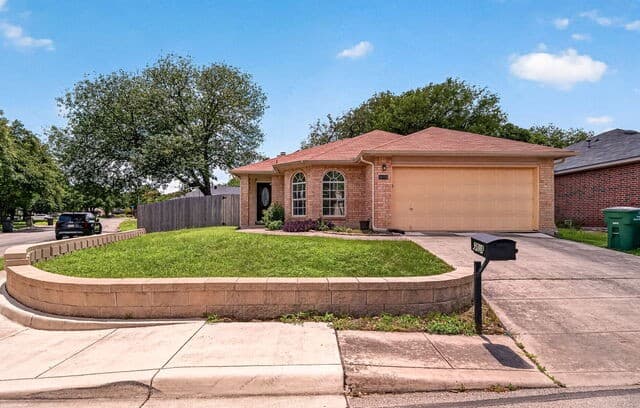 2018  Budding Blvd, San Antonio, TX 78247 — photo 3