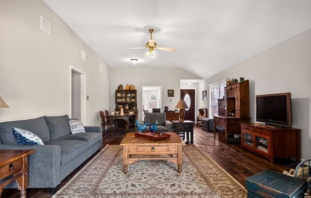2018  Budding Blvd, San Antonio, TX 78247 — photo 8