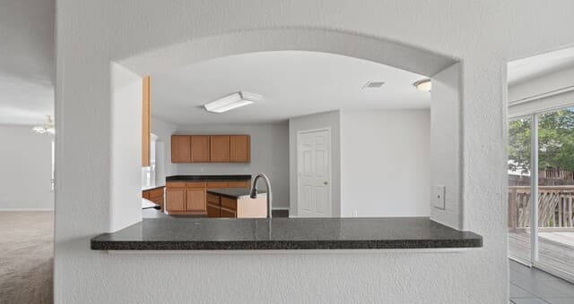 214  Hallie Cv, San Antonio, TX 78227 — photo 11