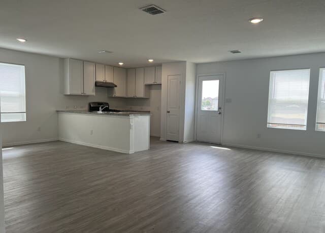 6606  Willow Lndg, Converse, TX 78109 — photo 4