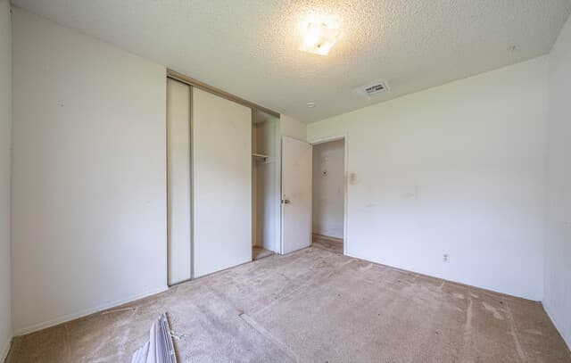 7677  Tarrasa, San Antonio, TX 78239 — photo 14