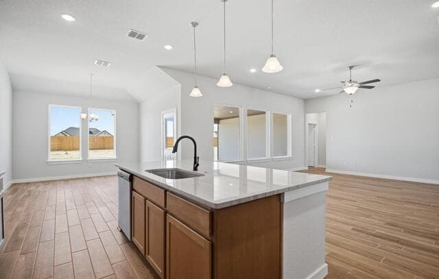 286  Firewheel Loop, Floresville, TX 78114 — photo 8