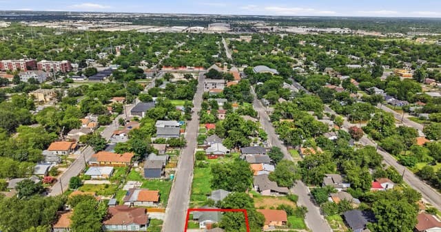 1910  Nolan, San Antonio, TX 78202 — photo 7
