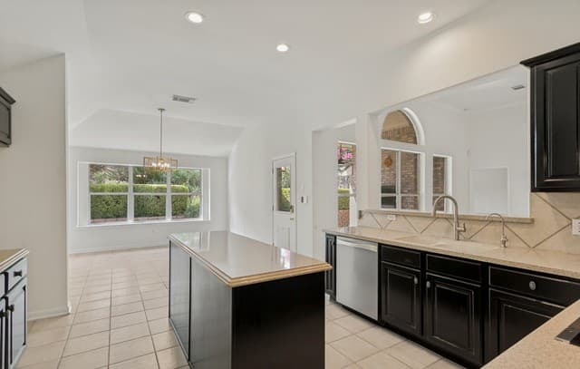 1007 Crystal Spring, San Antonio, TX 78258 — photo 13