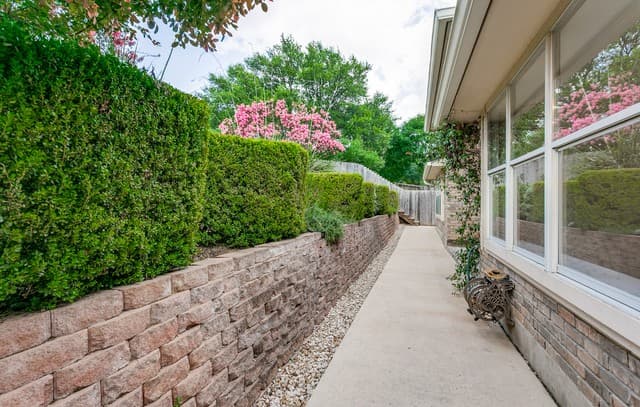 1007 Crystal Spring, San Antonio, TX 78258 — photo 24