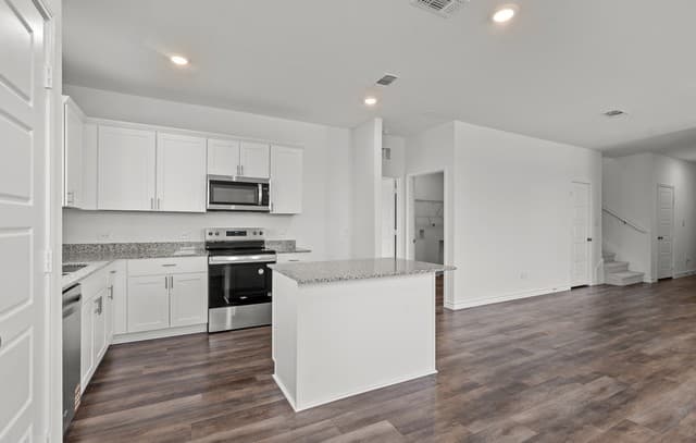 8215  Brandy Branch, San Antonio, TX 78252 — photo 11