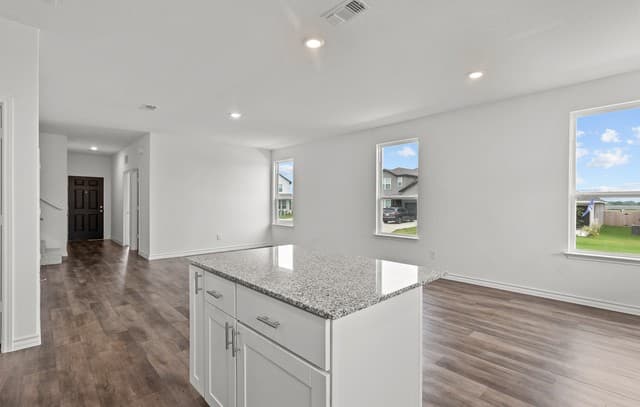 8215  Brandy Branch, San Antonio, TX 78252 — photo 15