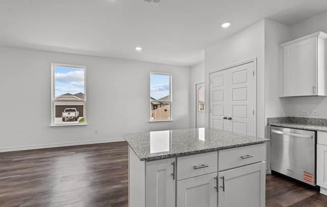 8215  Brandy Branch, San Antonio, TX 78252 — photo 16