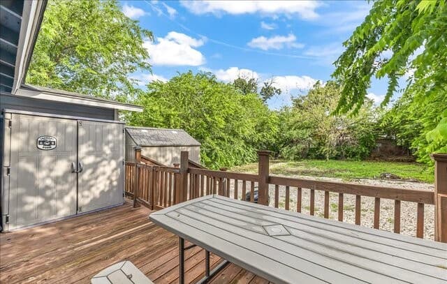 423  Princeton Ave, San Antonio, TX 78201 — photo 17