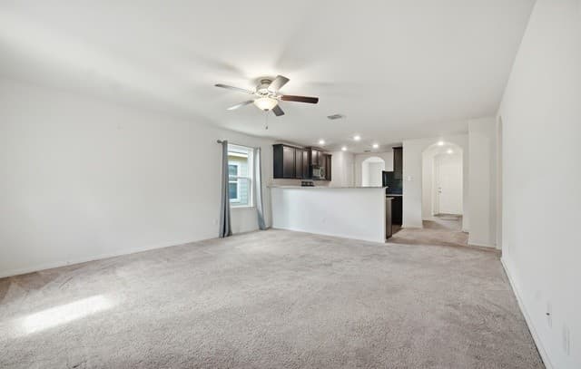3323  Begonia Bnd, San Antonio, TX 78222 — photo 10