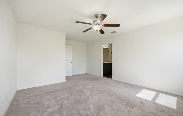 3323  Begonia Bnd, San Antonio, TX 78222 — photo 18