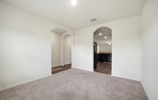 3323  Begonia Bnd, San Antonio, TX 78222 — photo 5