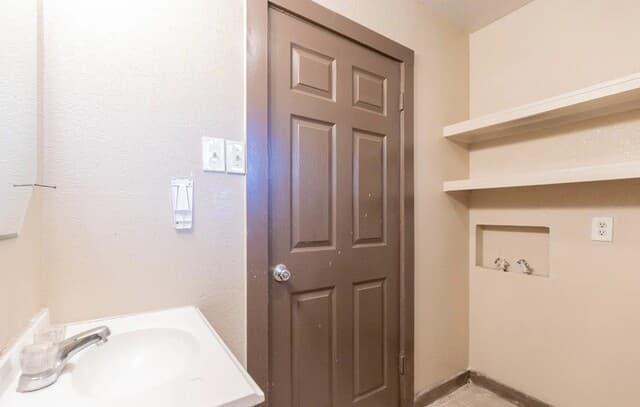 3032  Weir, San Antonio, TX 78226 — photo 9