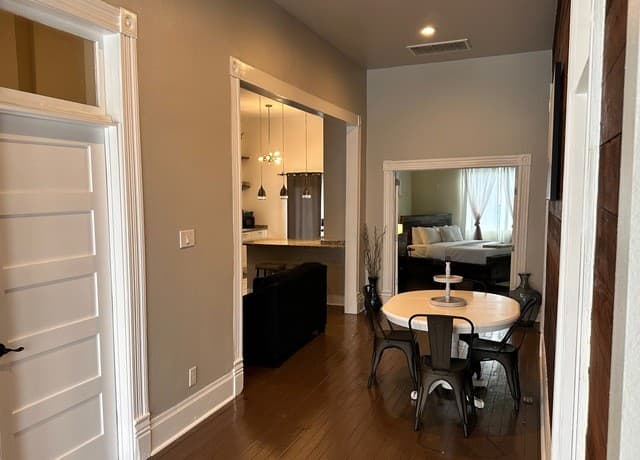 819  Wyoming St, San Antonio, TX 78203 — photo 5