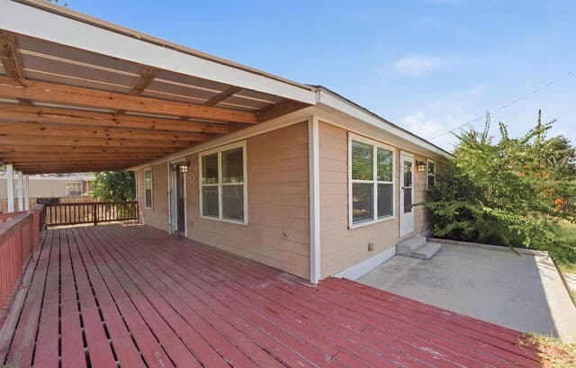 251  Avenue J, Poteet, TX 78065 — photo 4