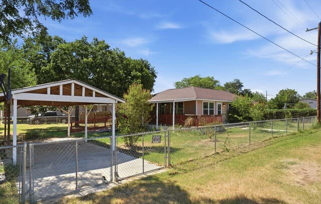 251  Avenue J, Poteet, TX 78065 — photo 7