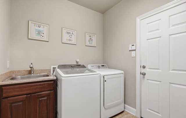 3011  Hanfro Way, San Antonio, TX 78251 — photo 24