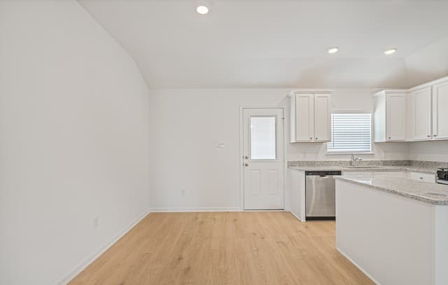 11813  Luckey Villa, San Antonio, TX 78252 — photo 21