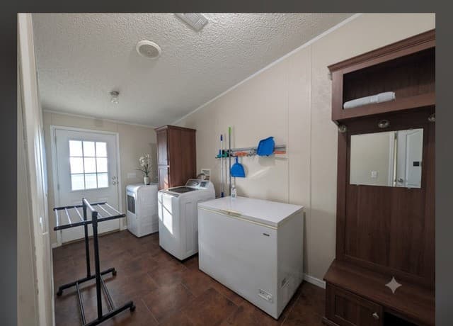 550  Avery Cir, Poteet, TX 78065 — photo 15