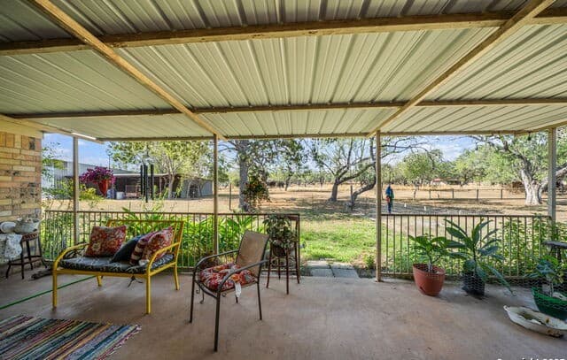 82  Pulliam Dr, Pleasanton, TX 78064 — photo 22