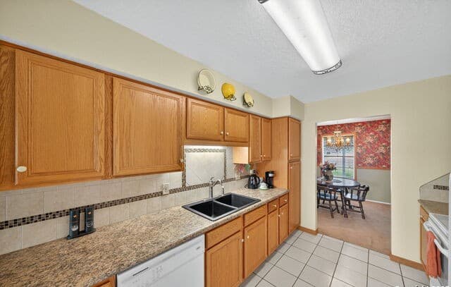82  Pulliam Dr, Pleasanton, TX 78064 — photo 9