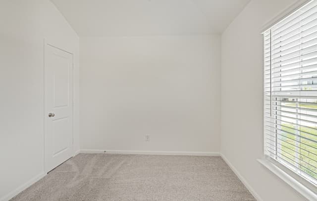 11716  Luckey Villa, San Antonio, TX 78252 — photo 15