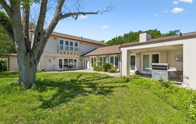 239 E Nottingham, San Antonio, TX 78209 — photo 15