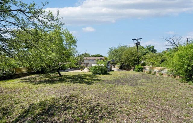 239 E Nottingham, San Antonio, TX 78209 — photo 18